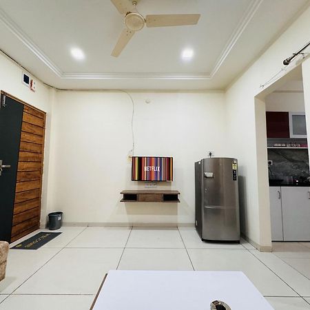 Home Escape 1Bhk Apartment Near Bombay Hospital Индаур Экстерьер фото