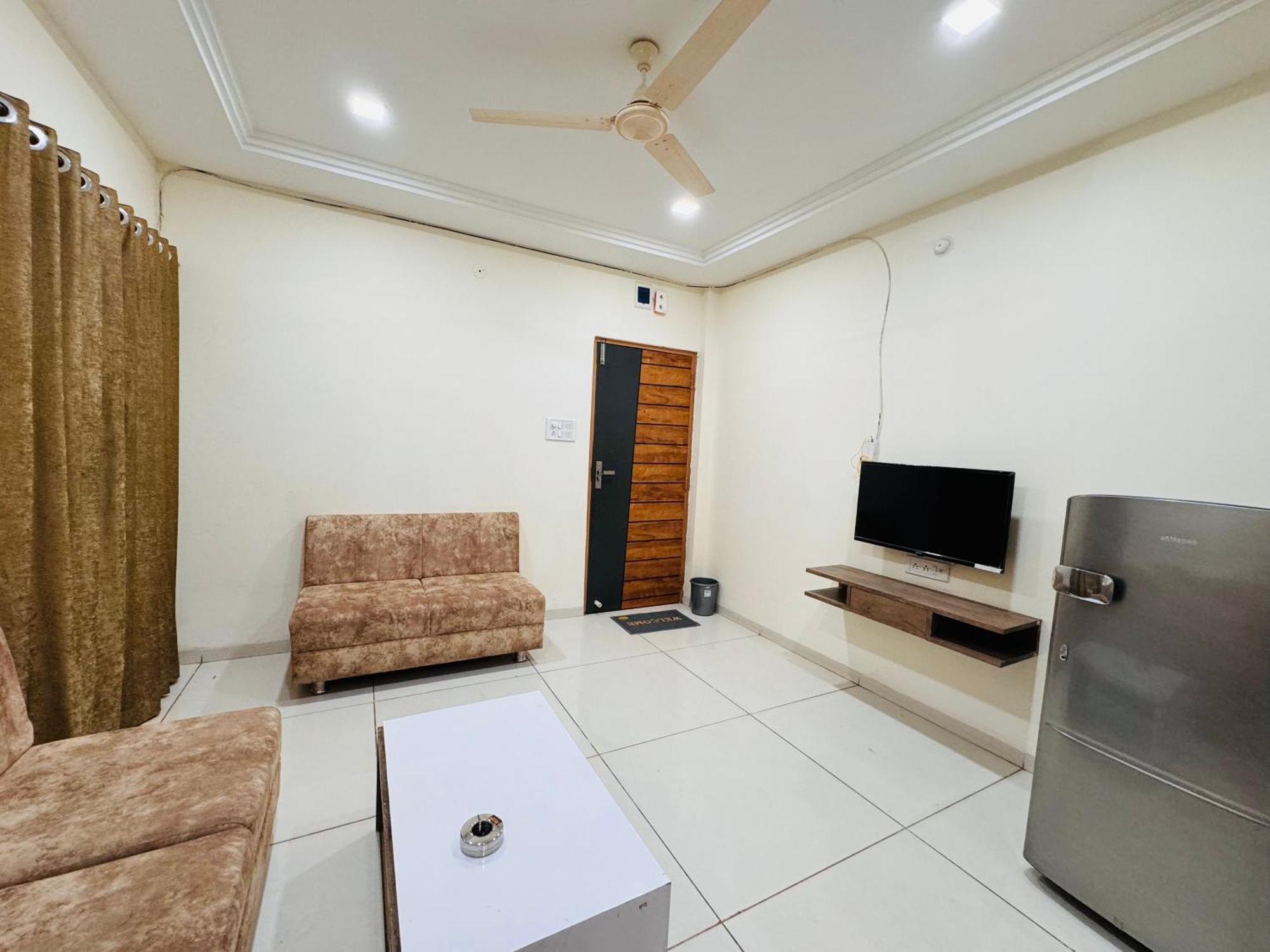 Home Escape 1Bhk Apartment Near Bombay Hospital Индаур Экстерьер фото