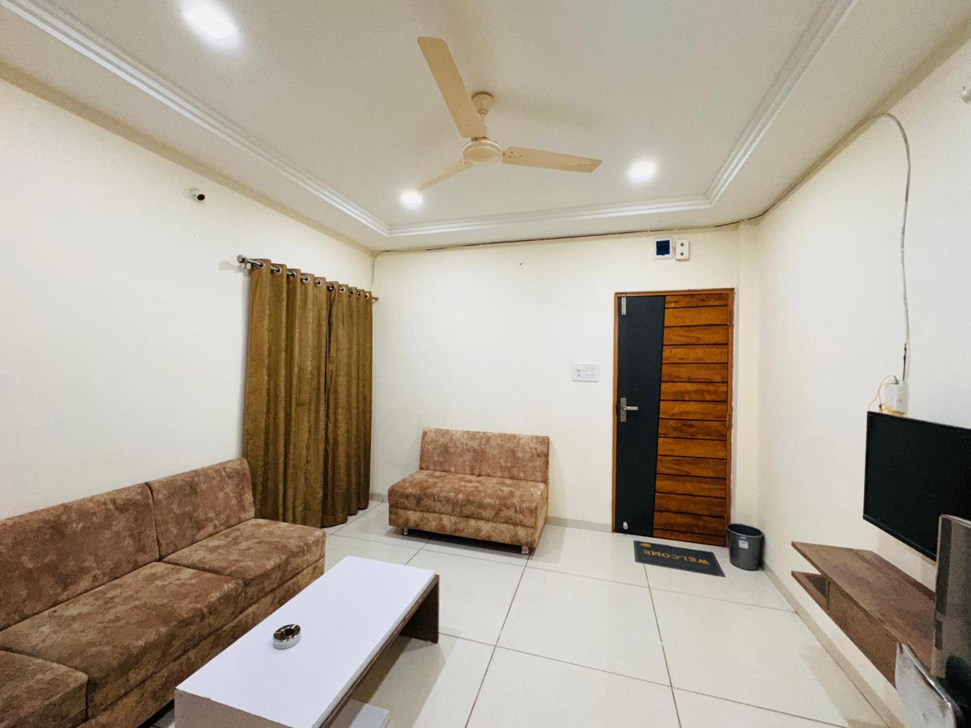 Home Escape 1Bhk Apartment Near Bombay Hospital Индаур Экстерьер фото