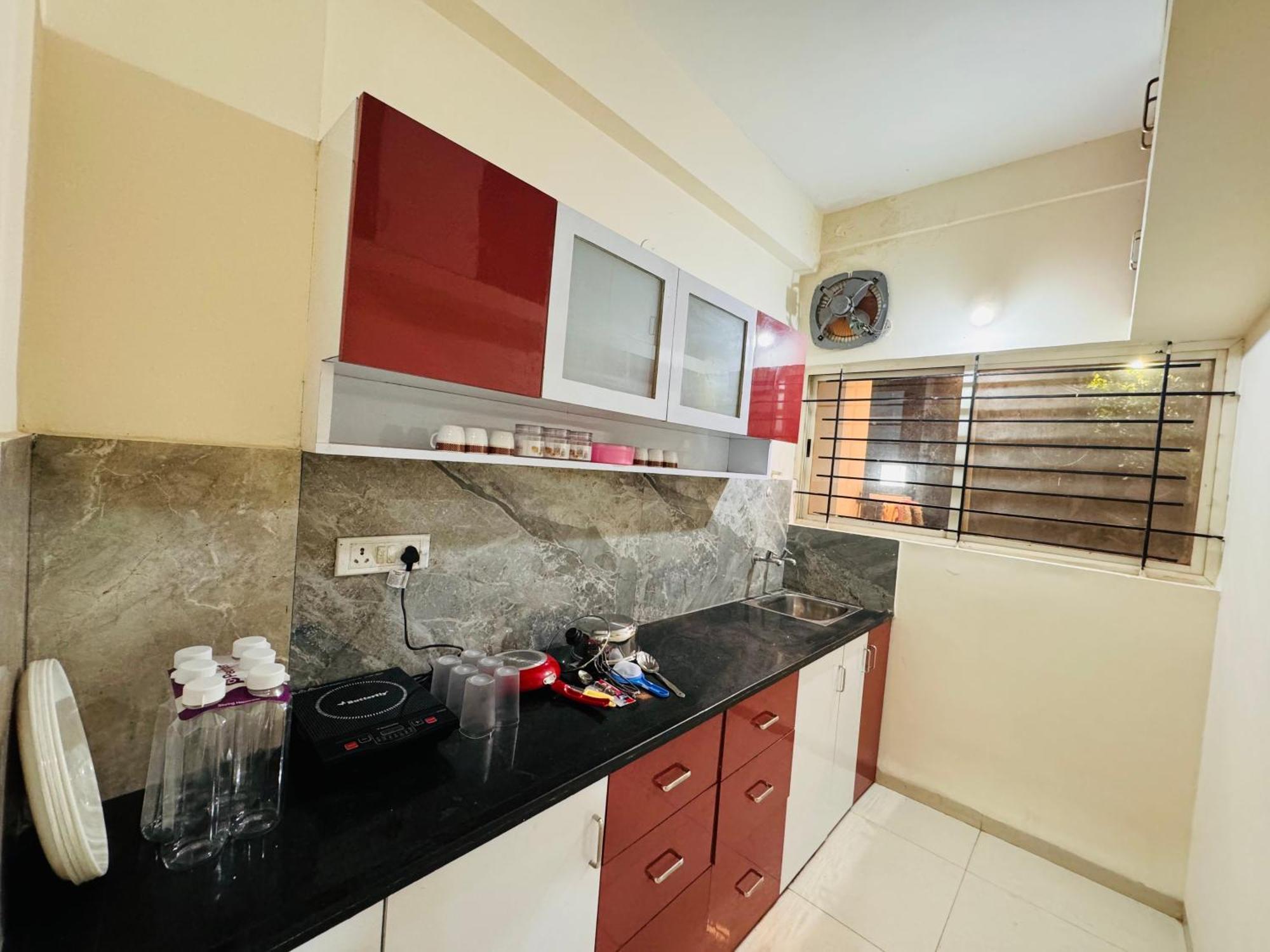 Home Escape 1Bhk Apartment Near Bombay Hospital Индаур Экстерьер фото